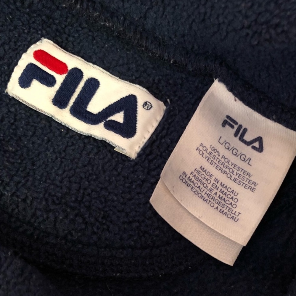Vintage FILA Fleece Sweater Navy Large Crewneck - Picture 3 of 3